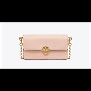 Tory Burch Chelsea Chain Pouch (Pale Apricot)